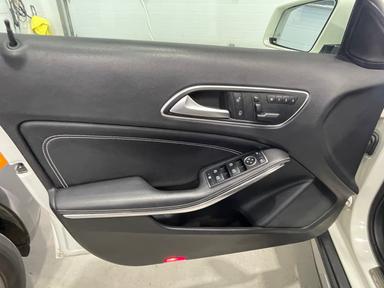 Mercedes-Benz GLA-Class 2016 - Thumbnail 26