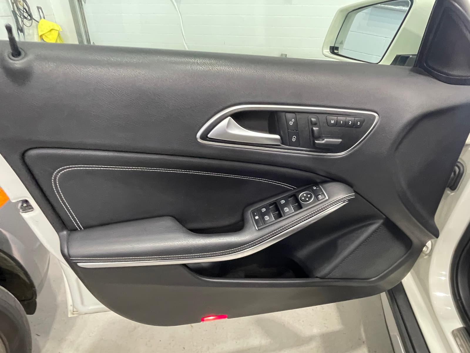 Mercedes-Benz GLA-Class 2016 - Image 26