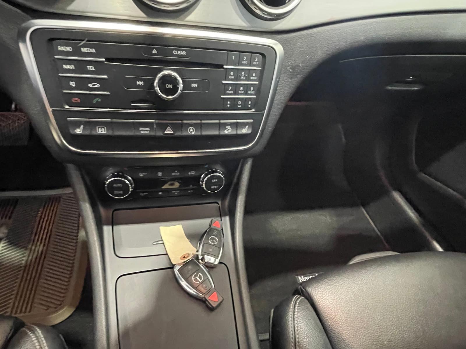 Mercedes-Benz GLA-Class 2016 - Image 30