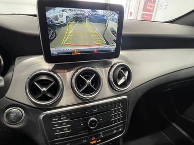 Mercedes-Benz GLA-Class 2016 - Thumbnail 35