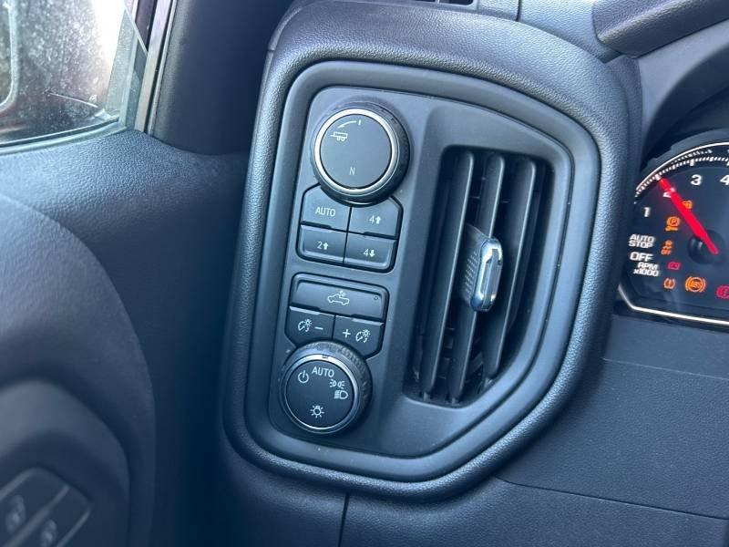 Chevrolet Silverado 1500 Limited 2022 - Image 19