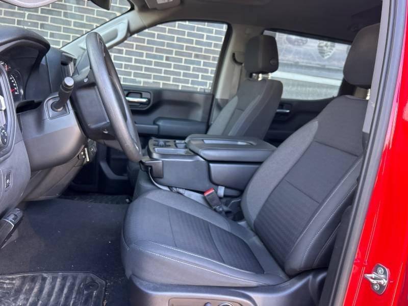 Chevrolet Silverado 1500 Limited 2022 - Image 16