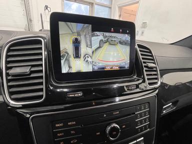 Mercedes-Benz GLE-Class 2017 - Thumbnail 31