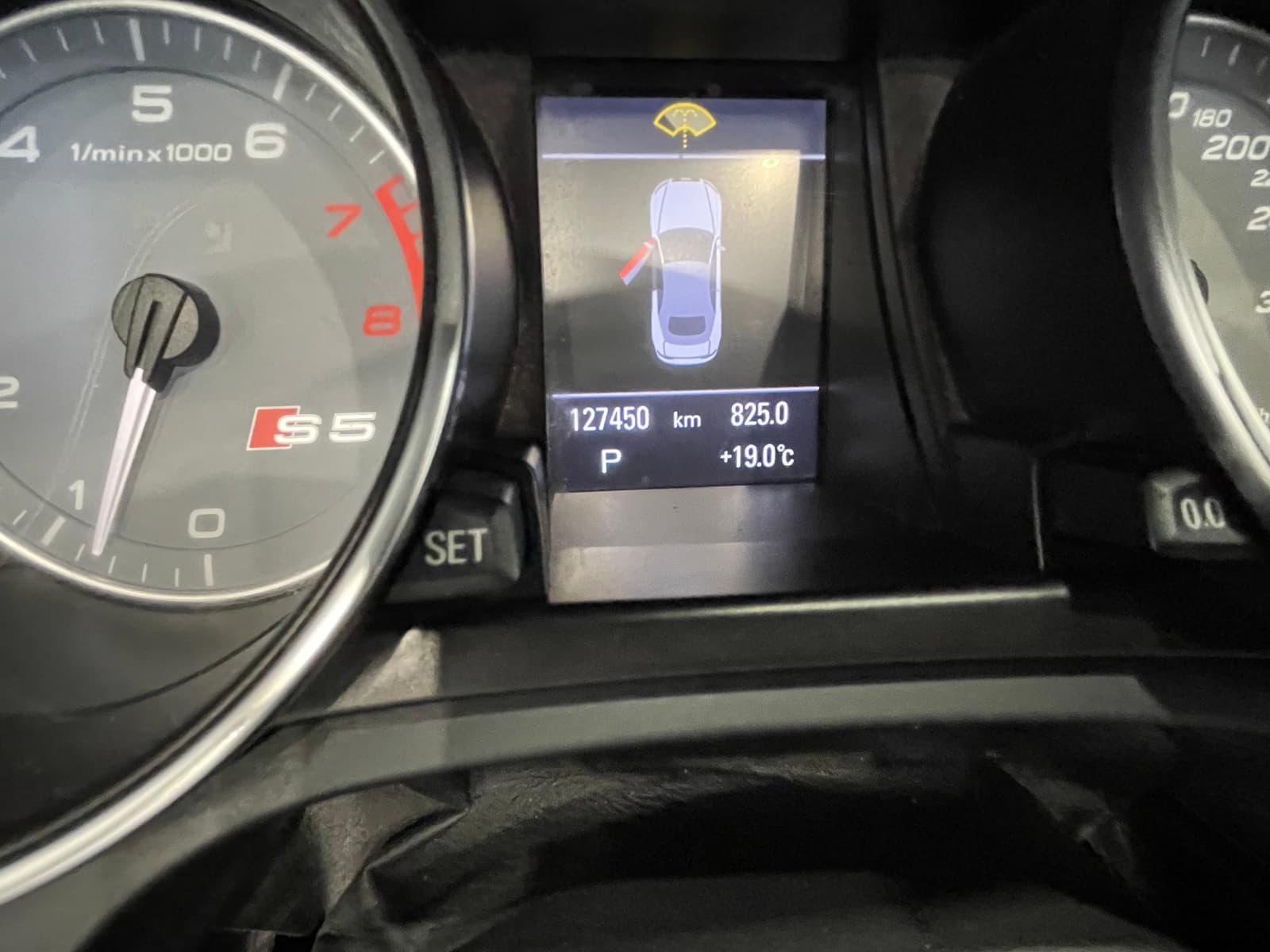 Audi S5 2010 - Image 27