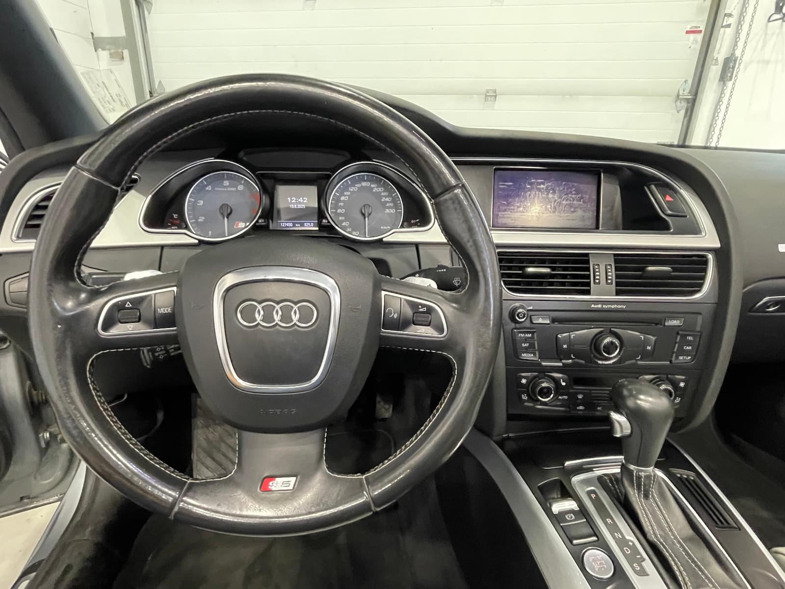 Audi S5 2010 - Image 28