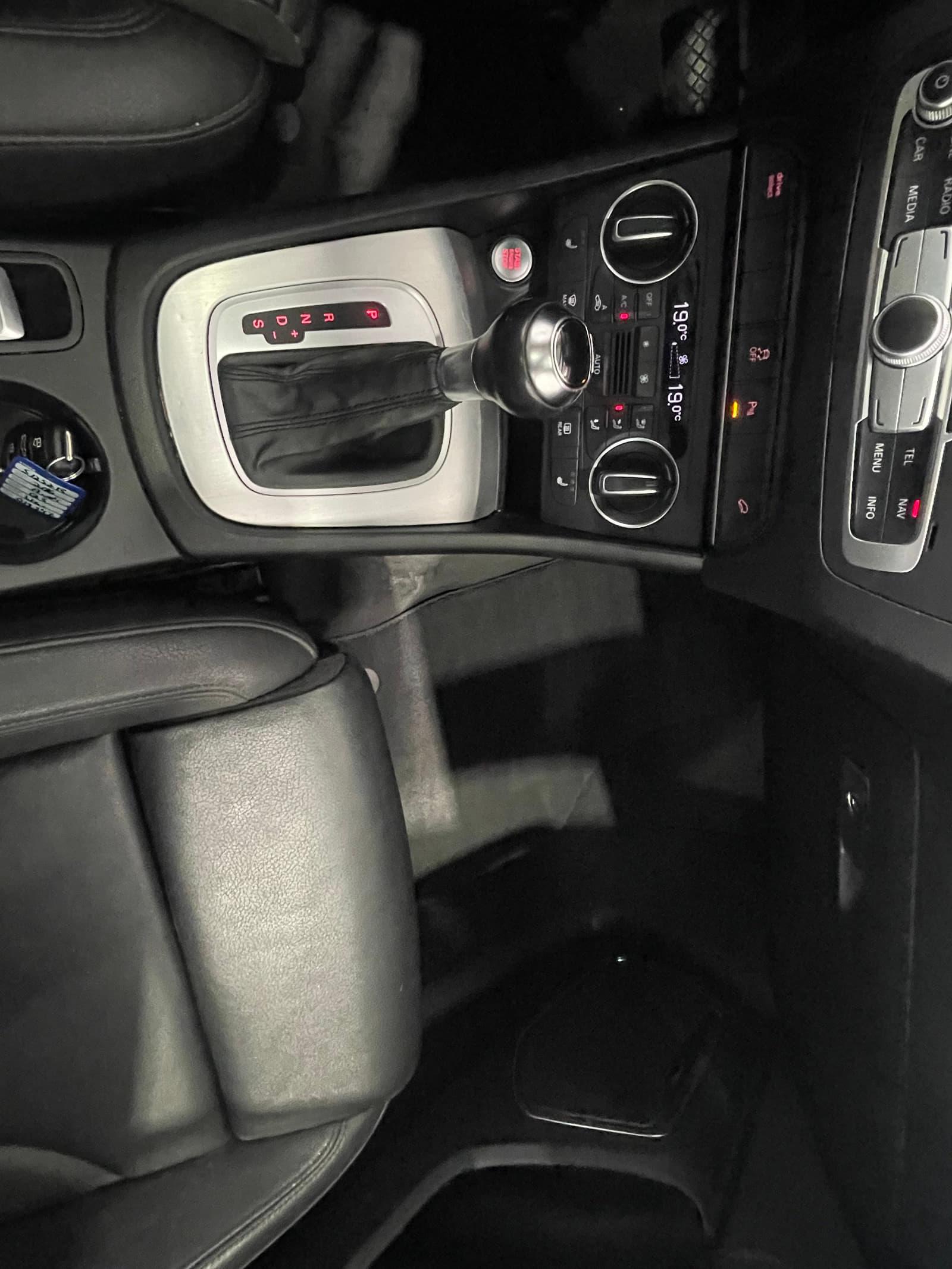 Audi Q3 2016 - Image 36