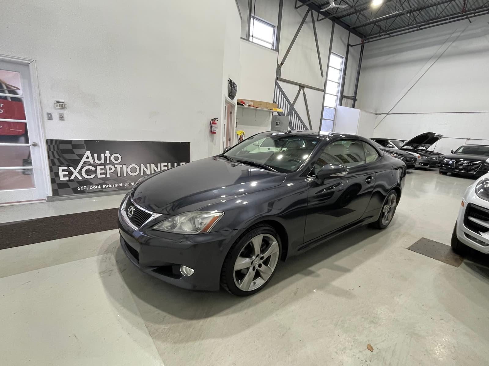 Lexus IS 250C 2010 - Image 9