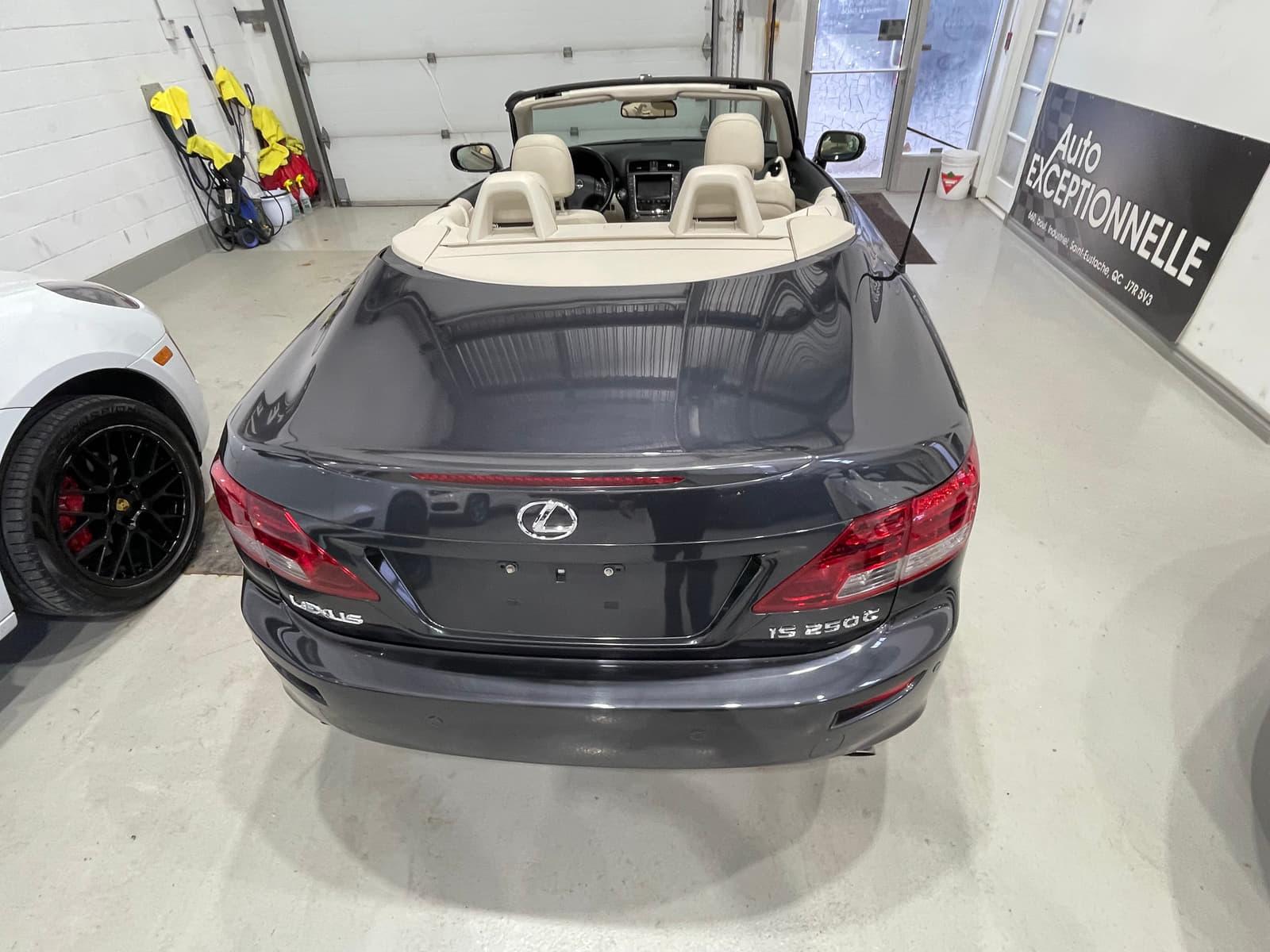 Lexus IS 250C 2010 - Image 44