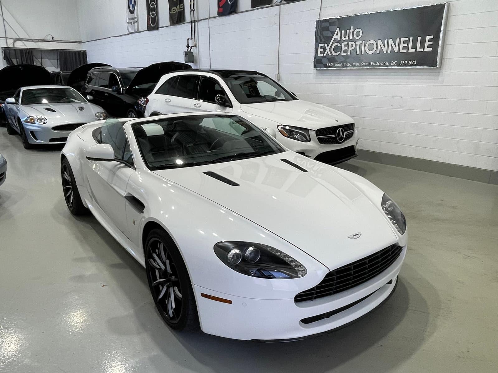 Aston Martin V8 Vantage 2011 - Image 3