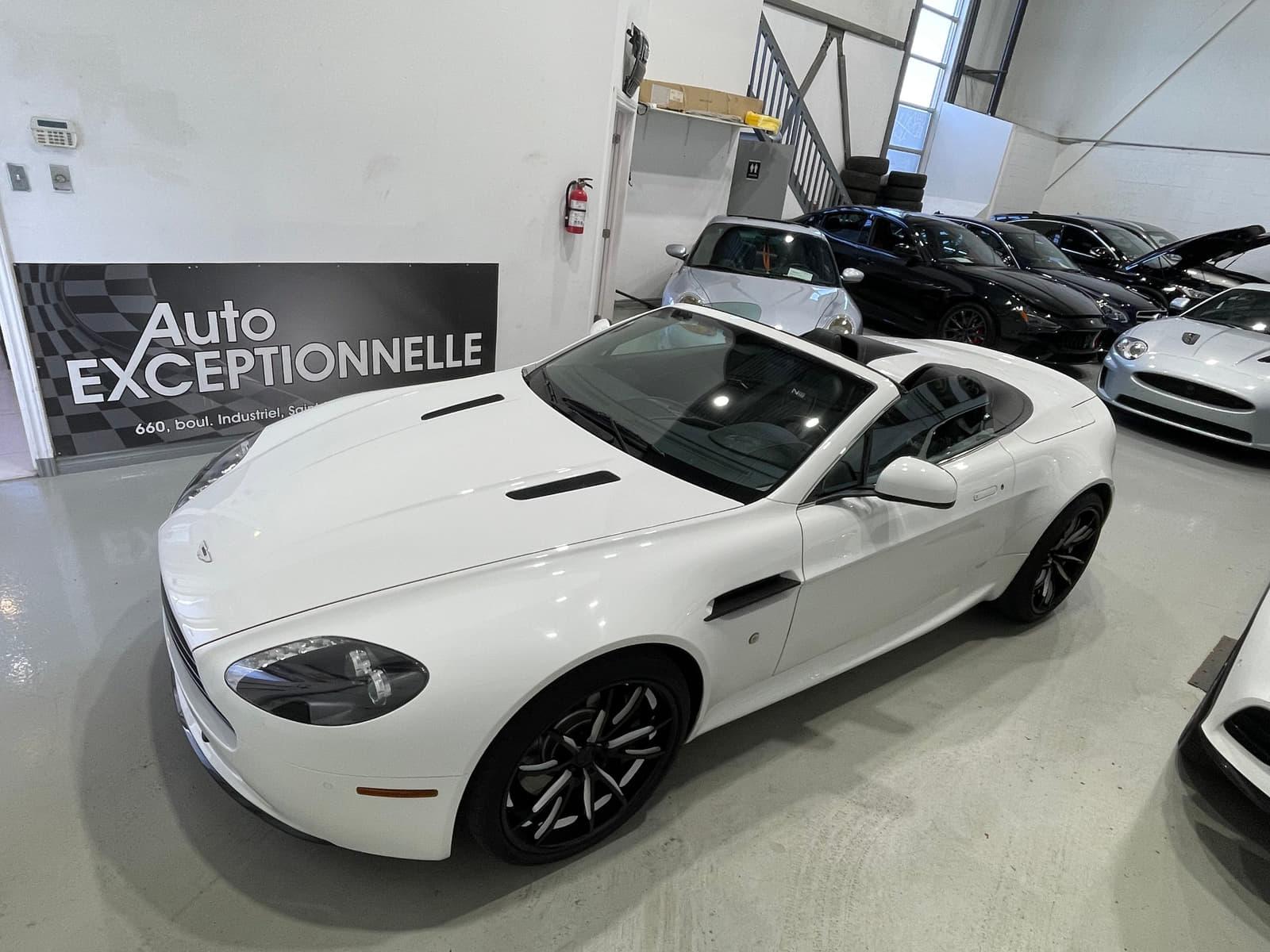 Aston Martin V8 Vantage 2011 - Image 7
