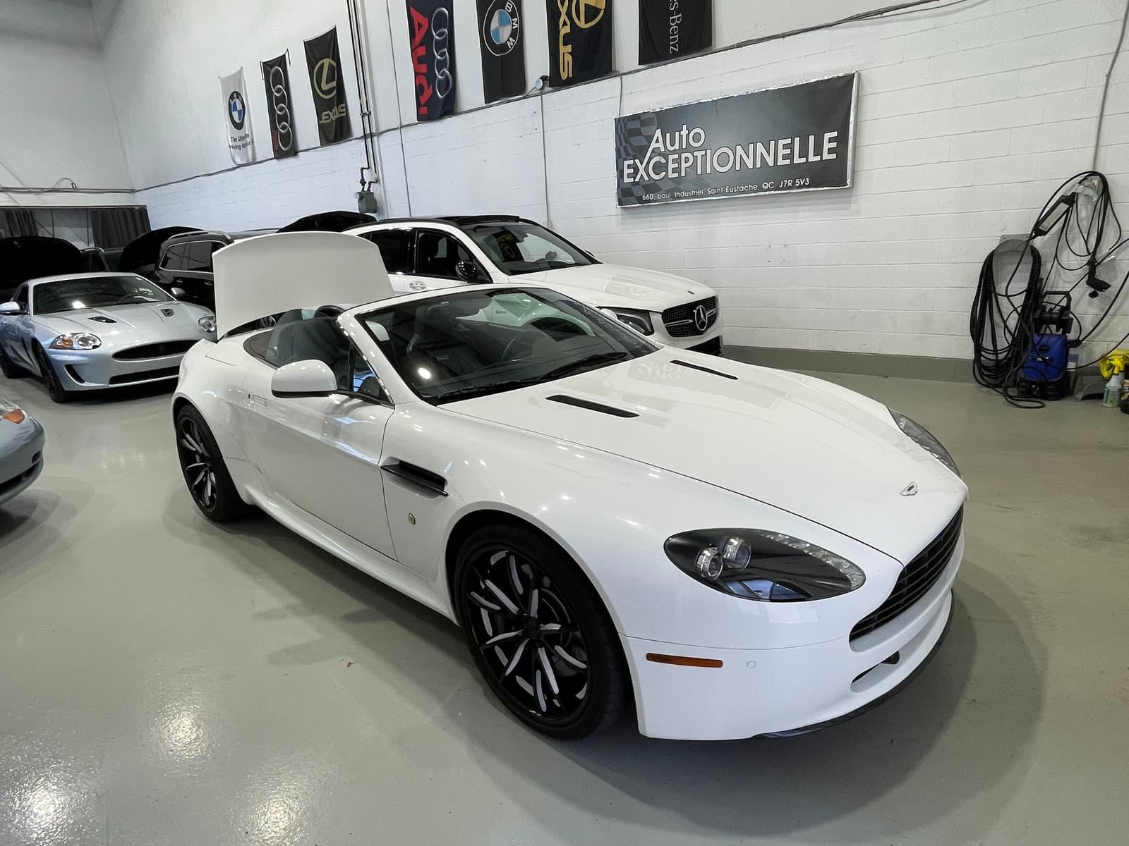 Aston Martin V8 Vantage 2011 - Image 12