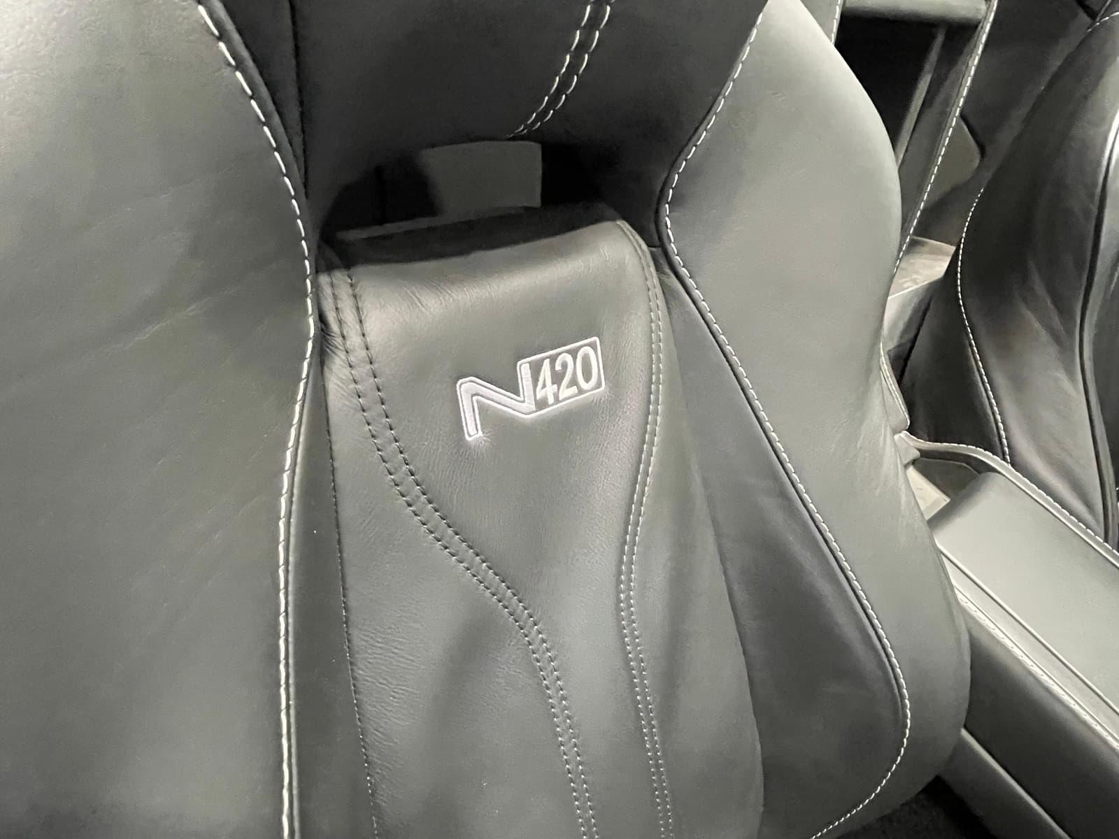 Aston Martin V8 Vantage 2011 - Image 19