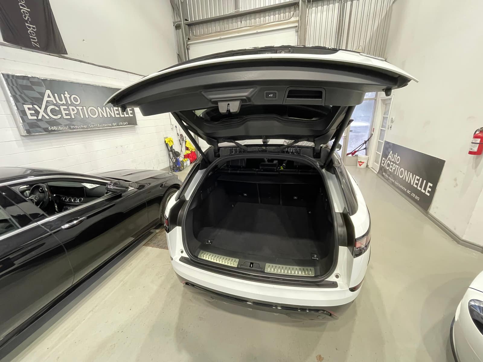 Land Rover Range Rover Velar 2019 - Image 19