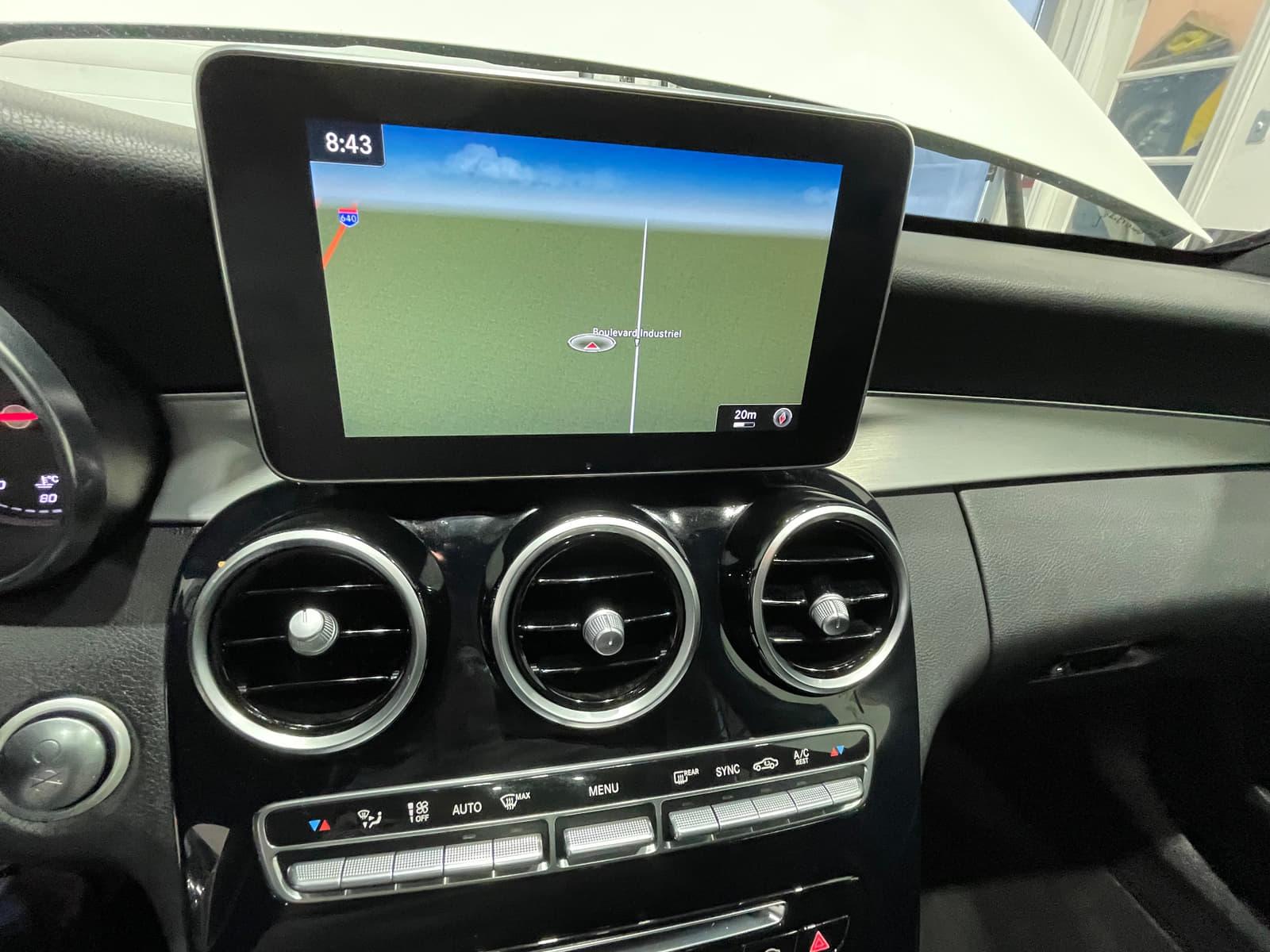 Mercedes-Benz C 300 2016 - Image 32