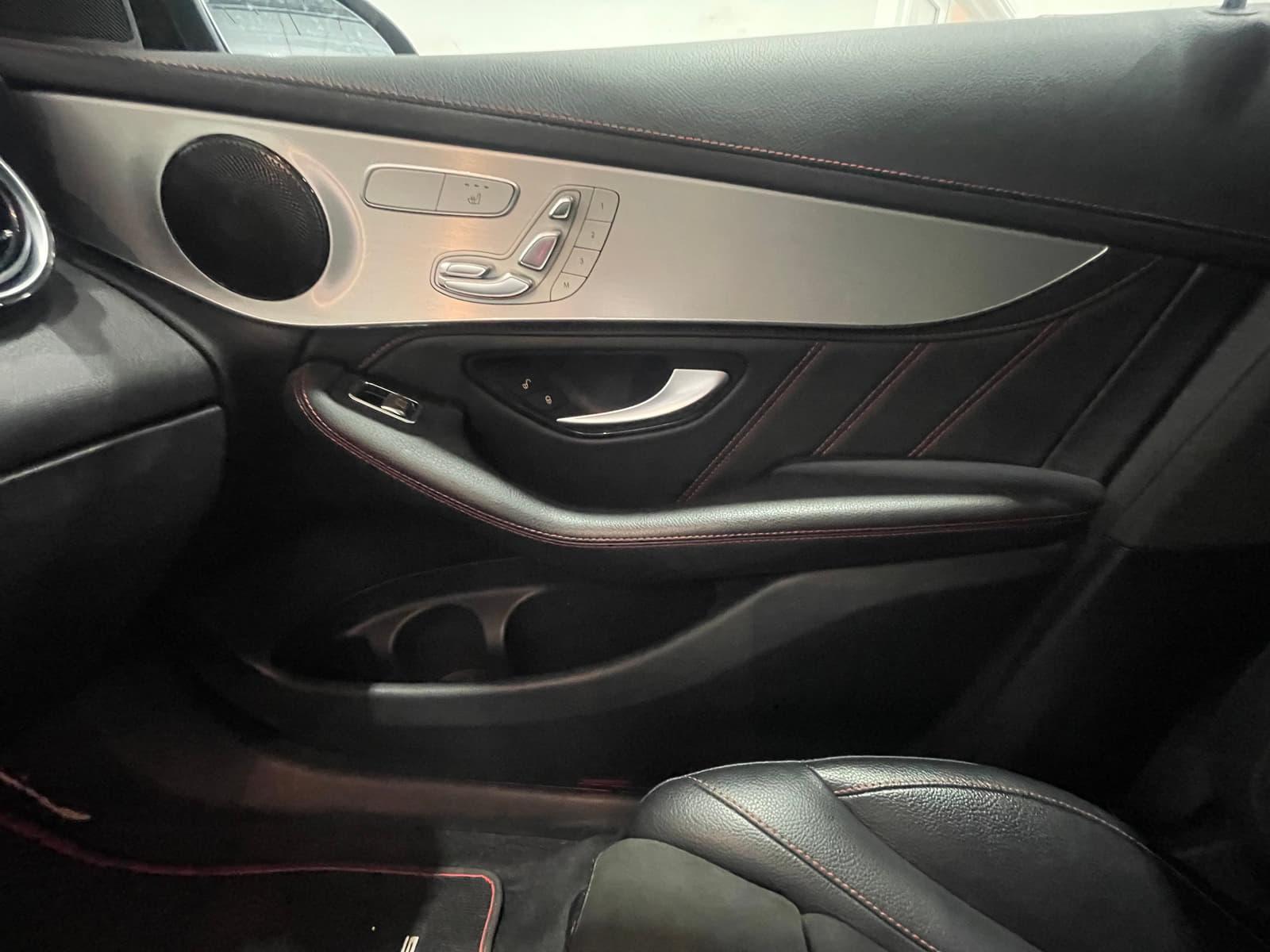 Mercedes-Benz AMG GLC 43 2022 - Image 31