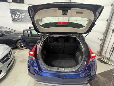 Nissan LEAF 2023 - Thumbnail 16