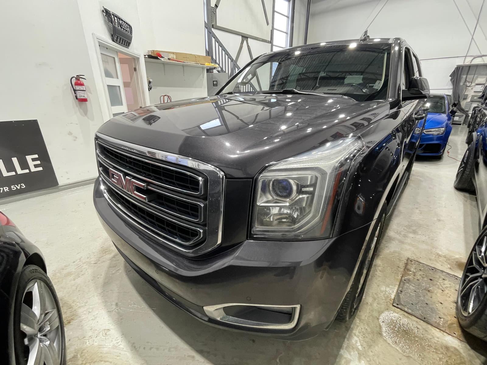 GMC Yukon 2017 - Image 3