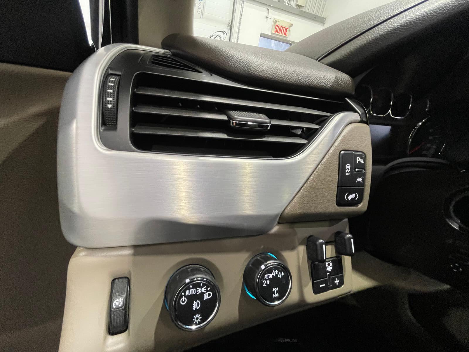 GMC Yukon 2017 - Image 22