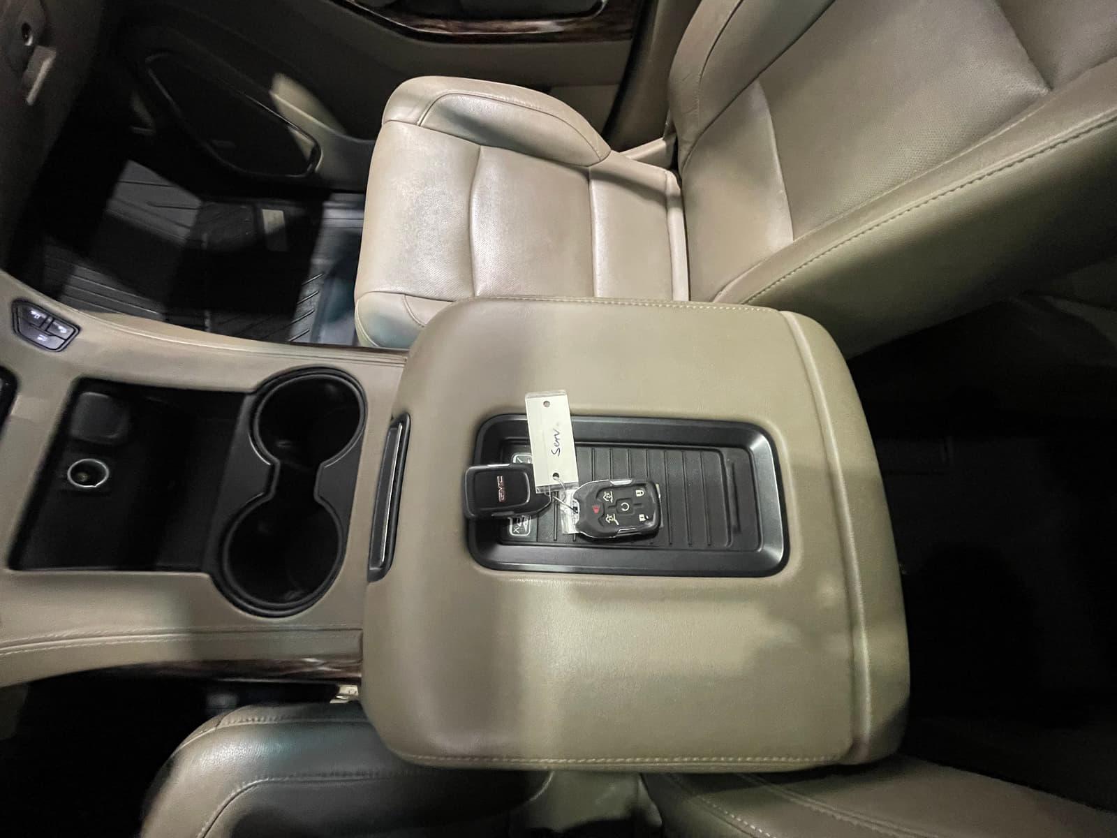 GMC Yukon 2017 - Image 26