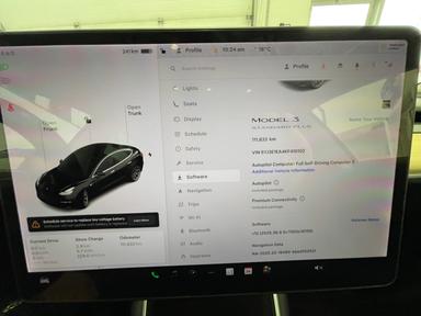Tesla Model 3 2019 - Thumbnail 37