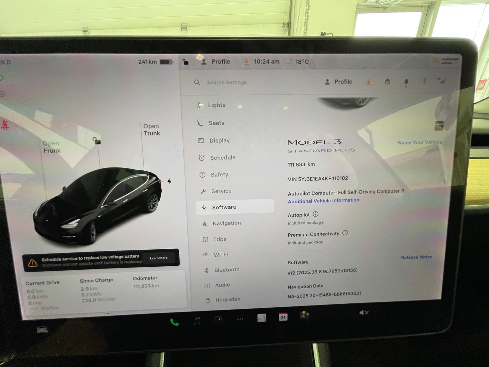 Tesla Model 3 2019 - Image 38