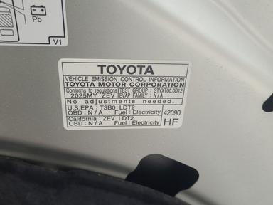 Toyota bZ4X 2025 - Thumbnail 38