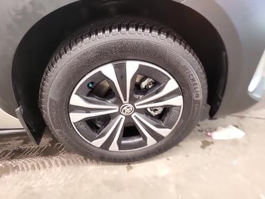 Toyota bZ4X 2025 - Thumbnail 24