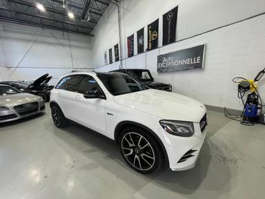 Mercedes-Benz AMG GLC 43 2017 - Thumbnail 9