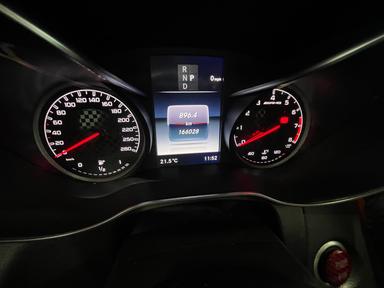 Mercedes-Benz AMG GLC 43 2017 - Thumbnail 13