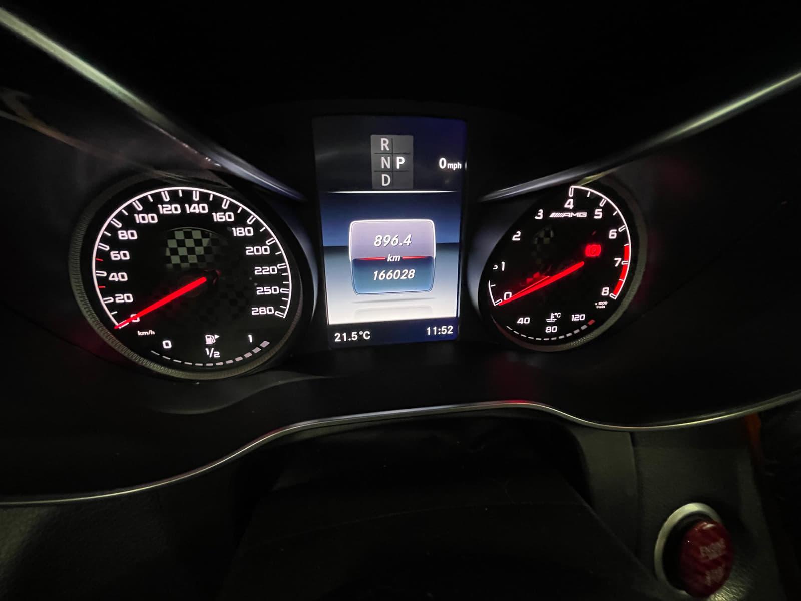 Mercedes-Benz AMG GLC 43 2017 - Image 13