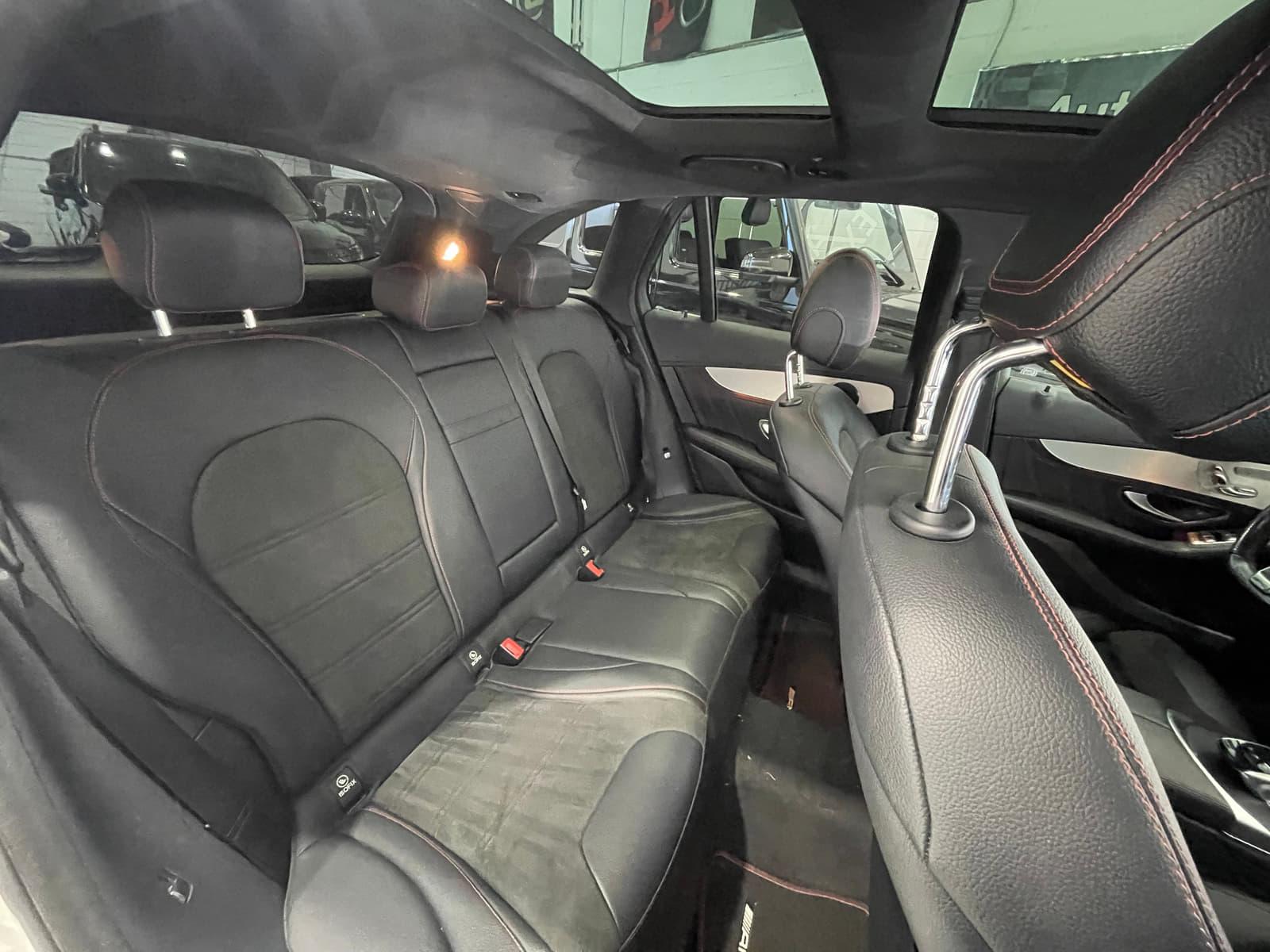 Mercedes-Benz AMG GLC 43 2017 - Image 19