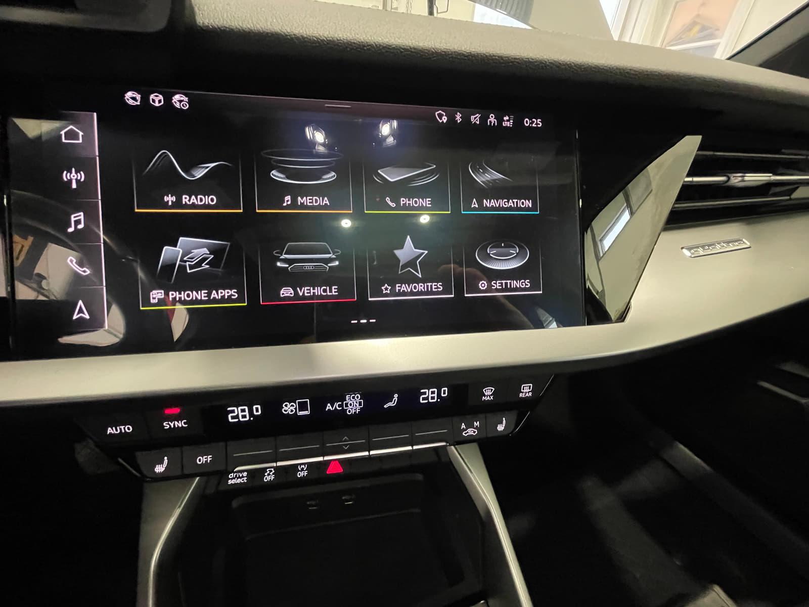 Audi A3 2022 - Image 42