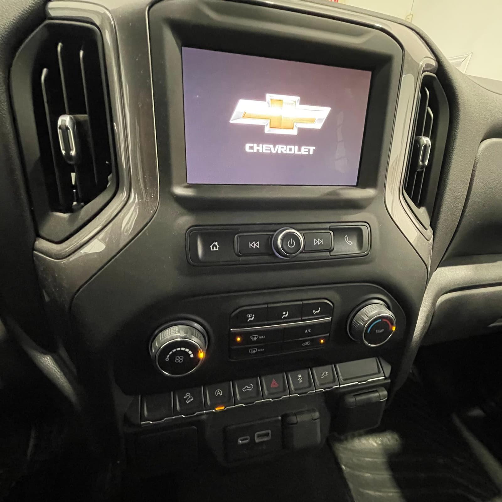 Chevrolet Silverado 1500 LTD 2022 - Image 35