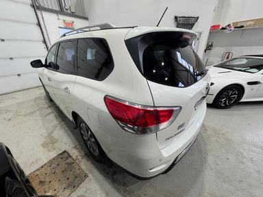 Nissan Pathfinder 2016 - Thumbnail 8