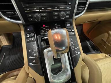 Porsche Cayenne 2014 - Thumbnail 31