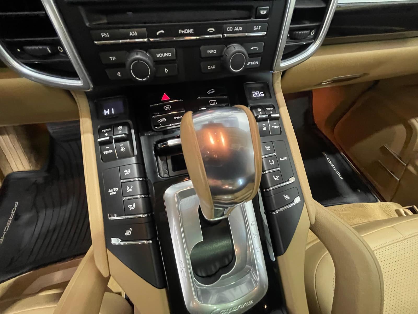 Porsche Cayenne 2014 - Image 31