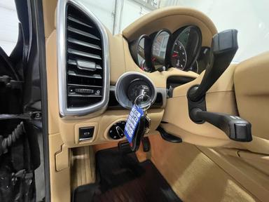 Porsche Cayenne 2014 - Thumbnail 32