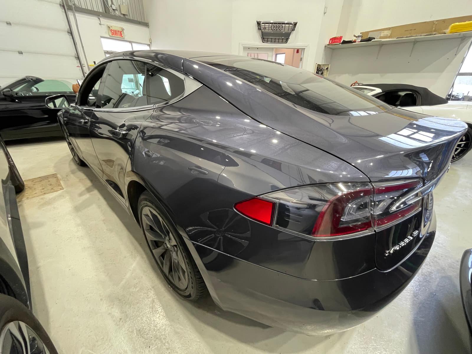 Tesla Model S 2018 - Image 14