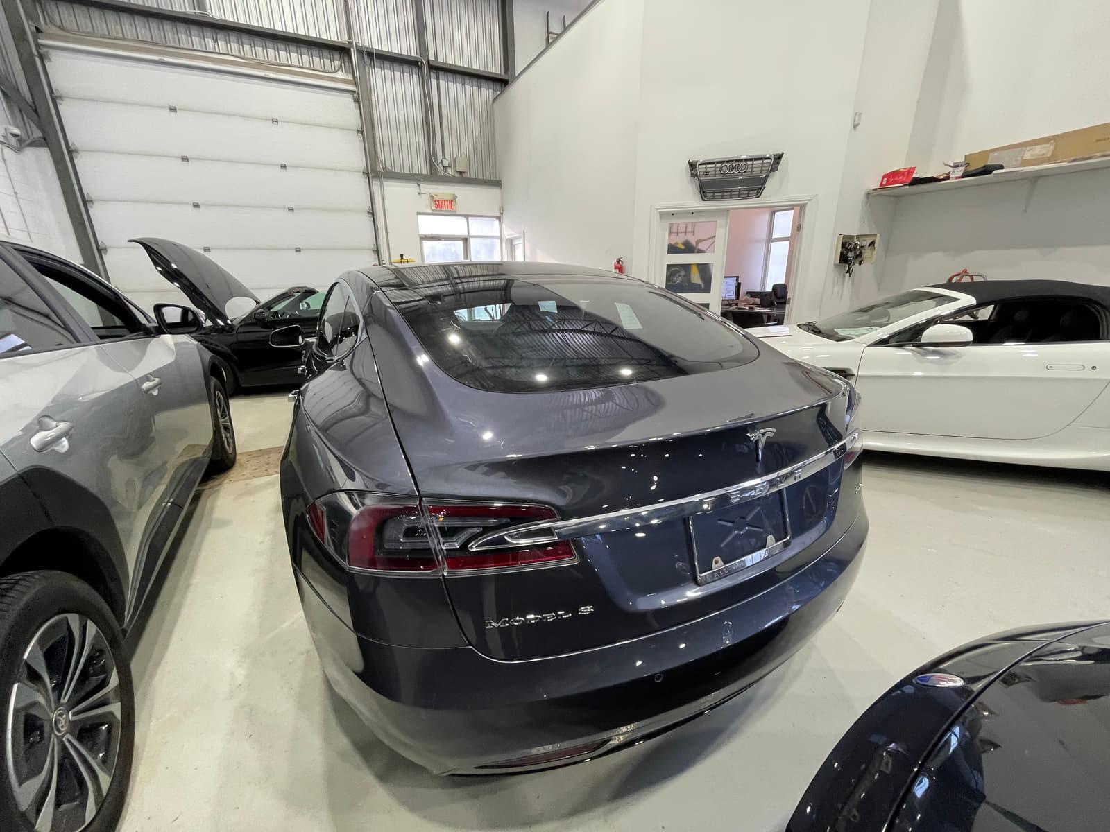 Tesla Model S 2018 - Image 15