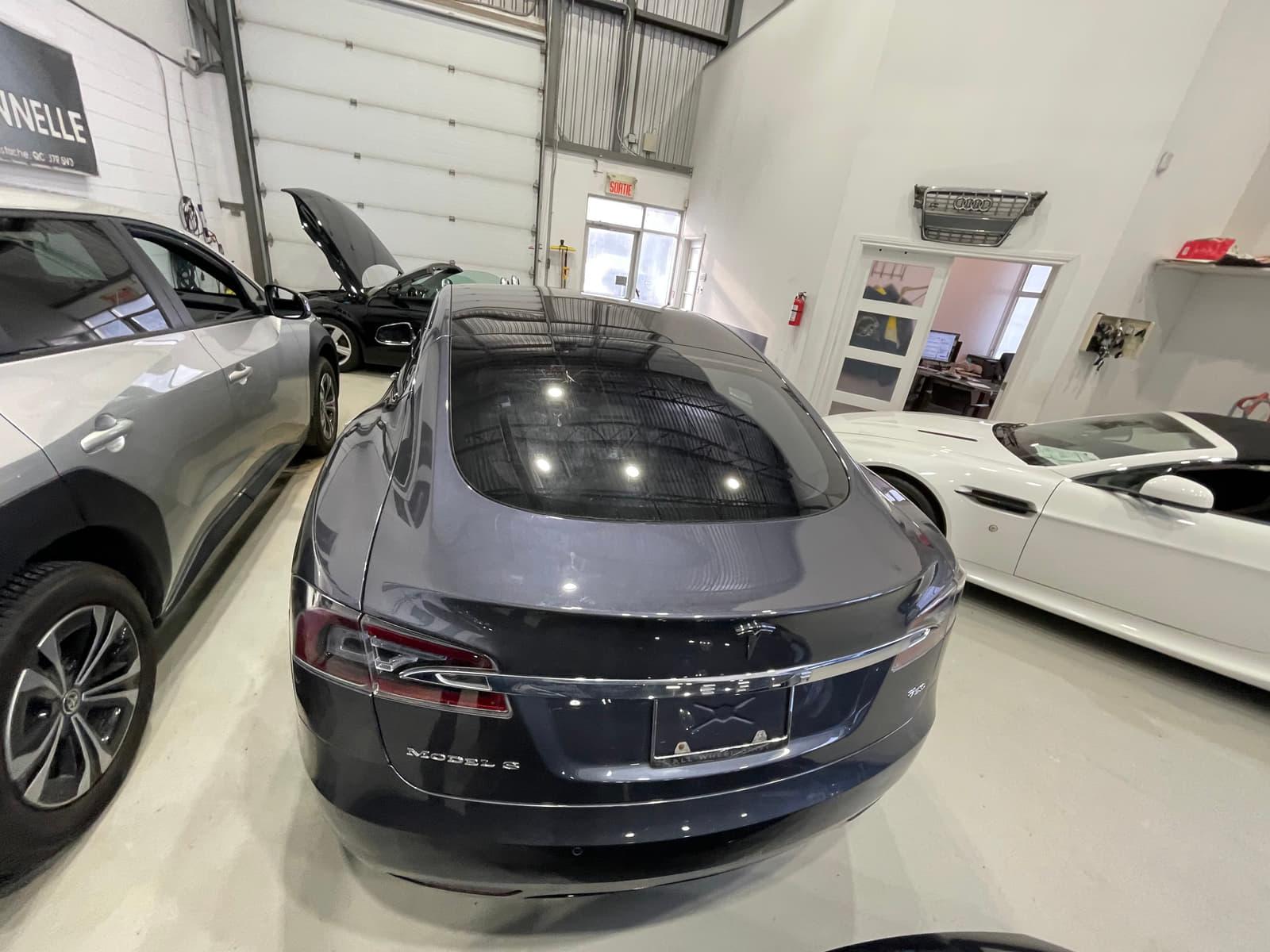 Tesla Model S 2018 - Image 16
