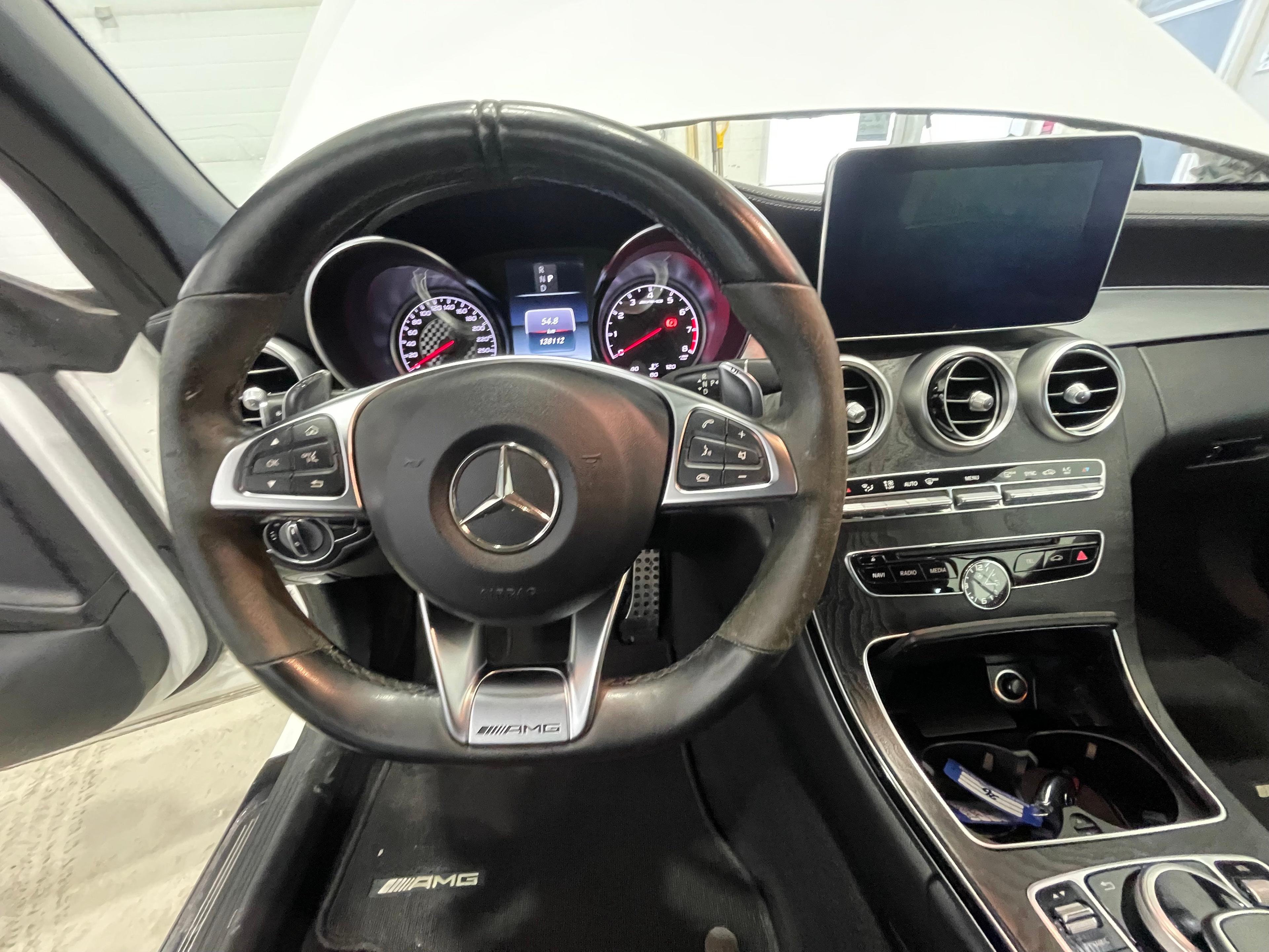 Mercedes-Benz AMG C 43 2018 - Image 22