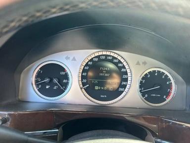 Mercedes-Benz GLK-Class 2010 - Thumbnail 9