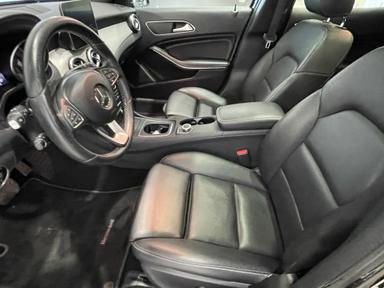 Mercedes-Benz GLA-Class 2017 - Thumbnail 14