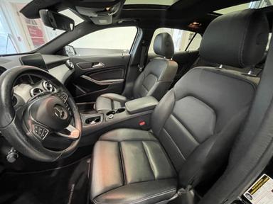 Mercedes-Benz GLA-Class 2017 - Thumbnail 15