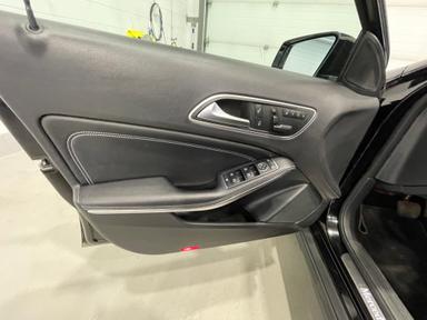 Mercedes-Benz GLA-Class 2017 - Thumbnail 16