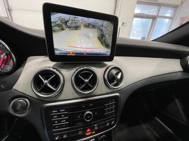 Mercedes-Benz GLA-Class 2017 - Thumbnail 30