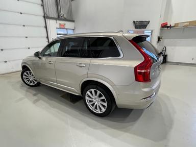 Volvo XC90 2017 - Thumbnail 9