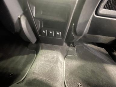 Land Rover Discovery Sport 2017 - Thumbnail 18