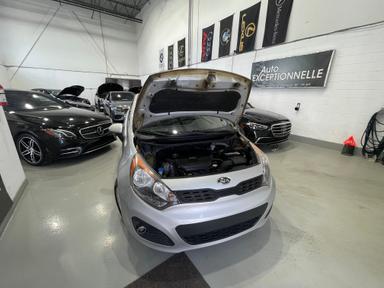Kia Rio5 2012 - Thumbnail 4