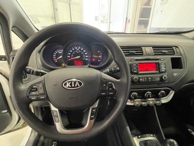 Kia Rio5 2012 - Thumbnail 30
